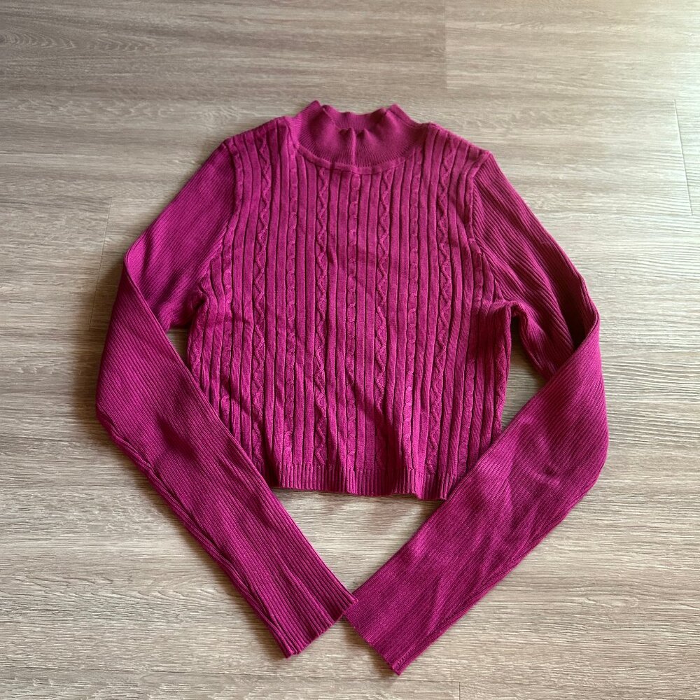 Forever 21 Cropped Sweater